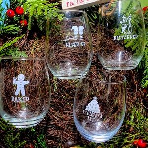 4 stemless wine glasses Christmas
